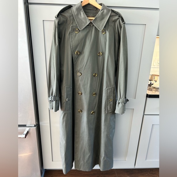 Burberrys Men’s Olive Green trench coat with zip out wool lining. Size 40 L - Picture 3 of 16